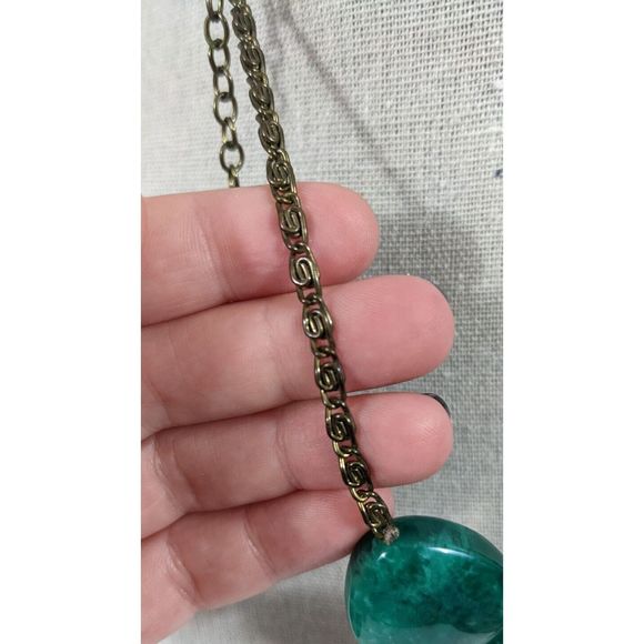 Vintage Beaded Chunky Plastic Necklace - Picture 4 of 4